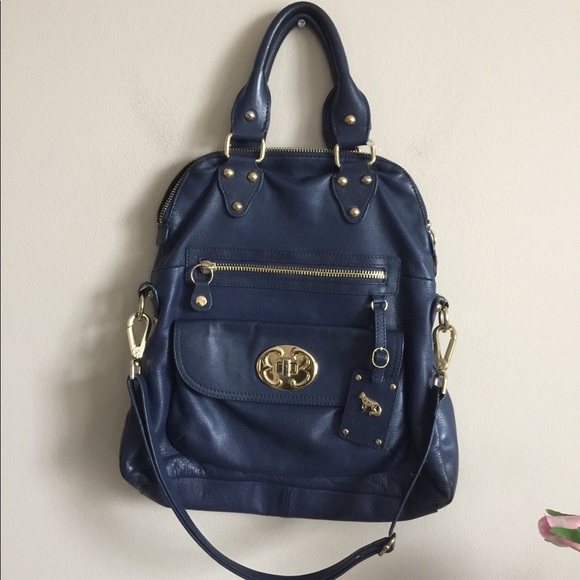 Emma Fox Handbags - Emma fox 💯% Leather Purse!!